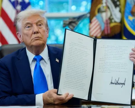Trump Signs Executive Order Imposing Yearly $100,000 Charge on H-1B Visas